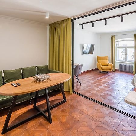 Romari Апартименти Площа Ринок Apartman Lviv Kültér fotó