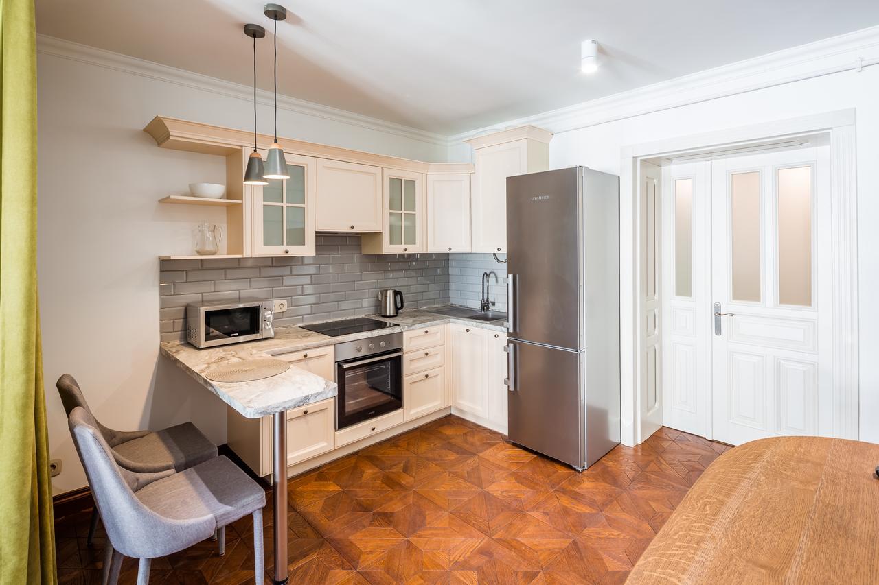 Romari Апартименти Площа Ринок Apartman Lviv Kültér fotó